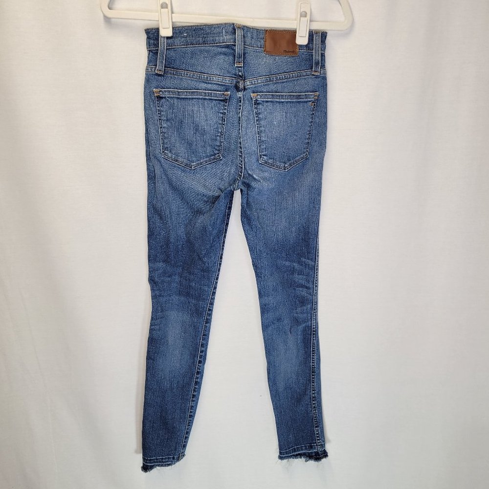 Madewell Women's Size 26 Jeans Raw Hem High Rise Distressed - Picture 2 of 9